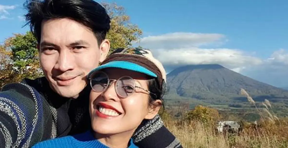 อบอุ่นสุดๆ "เคน ธีรเดช" ชวนลูกชายเก็บองุ่นในป่า แถมพาชมสวนหลังบ้านที่ฮอกไกโด บรรยากาศดีมาก