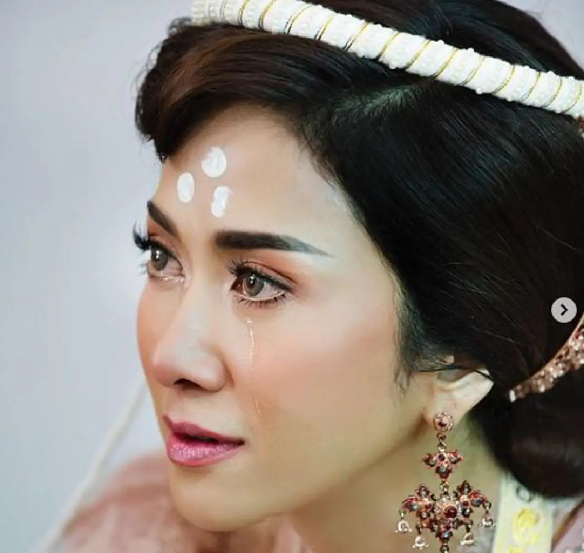 "ป๋อ ณัฐวุฒิ" อวยพร "ยุ้ย จีรนันท์" เริ่มต้นชีวิตคู่ หลังแต่งงานกับ "ธันญ์ ธนากร"