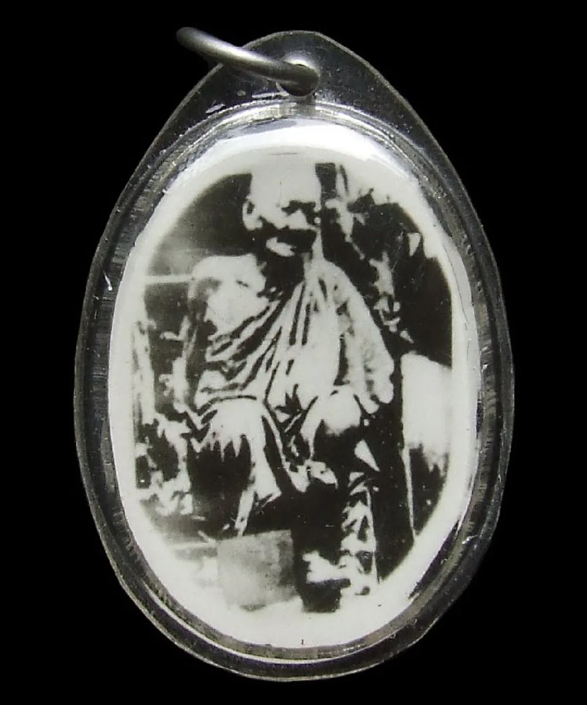 อานุภาพ..น้ำมนต์ "หลวงปู่ทอง" เกิดโรคห่าระบาด..ใช้รักษาชาวบ้านหายขาดทันที ลูกชายแขกโดนผีเข้า เจอน้ำมนต์เข้า หนีแทบไม่ทัน..