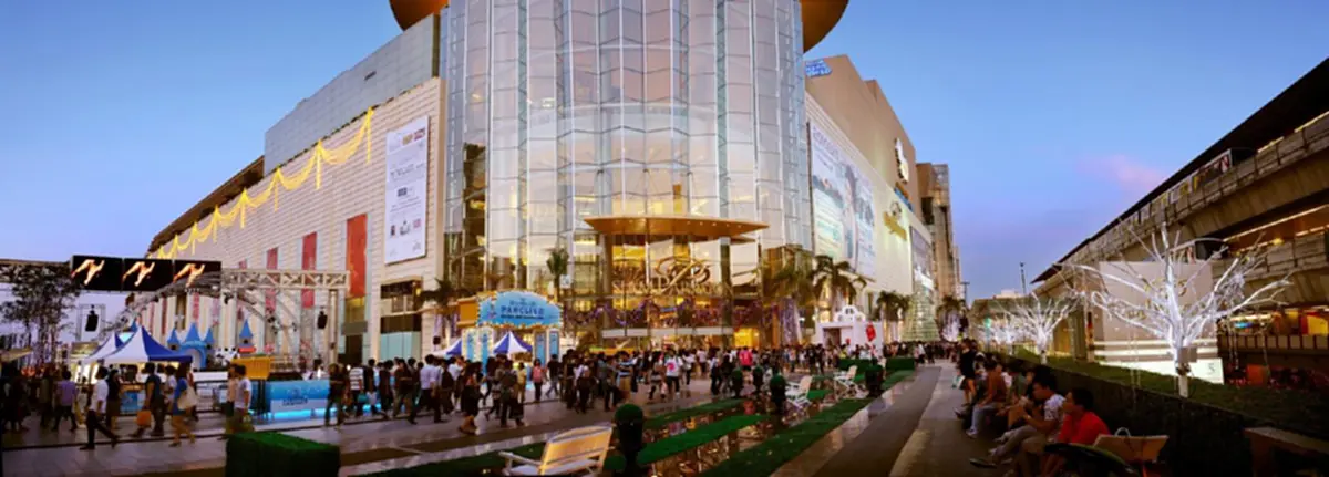 ถอดปมดราม่า "วัยรุ่นเดินสยาม" แต่งตัวร่วมแสน วัตถุนิยม หรือสังคมบีบคั้น