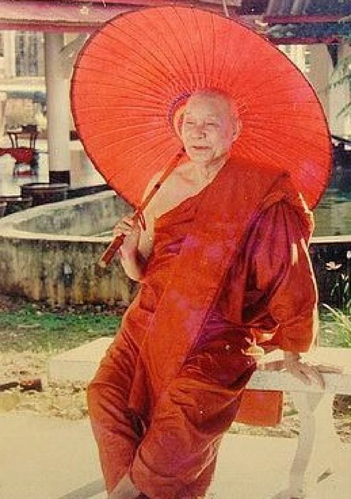 น้อมรำลึก!! ดวงประทีปแห่งไทยรามัญ ๑๘ ตุลาคม วันละสังขาร "หลวงพ่ออุตตมะ" วัดวังก์วิเวการาม เทพเจ้าของชาวมอญ เกจิดังเมืองสังขละบุรี !!