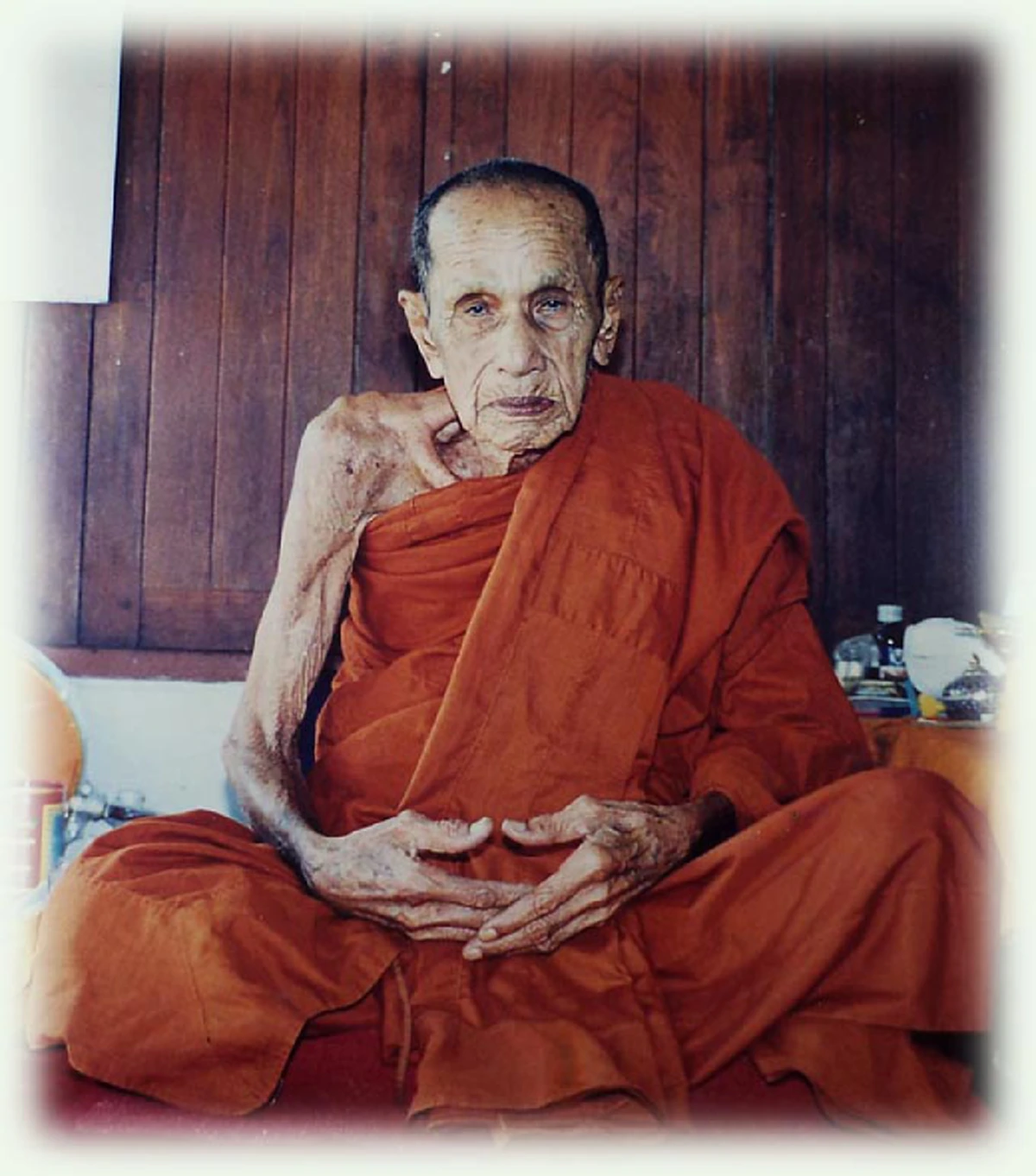 อดีตเสือกลับใจ! “หลวงปู่ปรง”วัดธรรมเจดีย์ เกจิดังเมืองสิงห์ ปลุกเสกของขลังได้อย่างอัศจรรย์ ตะกรุดทุกอัน ผ้ายันต์ทุกชิ้น เข้มขลังด้วยบุญฤทธิ์