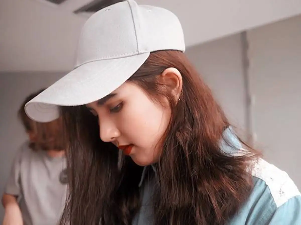 นี่แหละห้อยแบบมีเสน่ห์ !!!   เปิดภาพลูกสาวคนเล็ก "โน๊ต เชิญยิ้ม "  ไม่น่าเชื่อ โตเป็นสาวแล้ว จะสวยได้ขนาดนี้ (ชมภาพ)