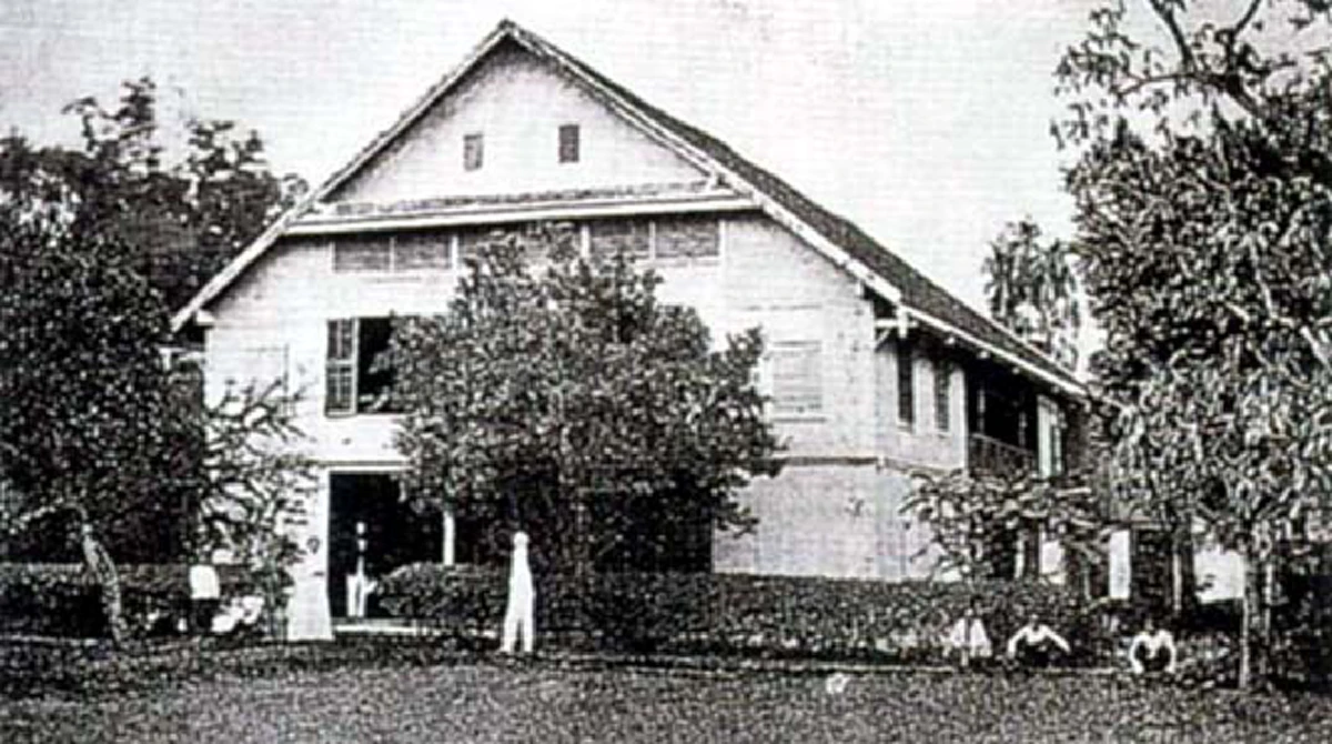 "หมอบรัดเลย์" มิชชันนารีชื่อดัง "ผู้ตัดแขนพระ" !!! และเป็นผู้ให้กำเนิด การแพทย์ และ การพิมพ์ ครั้งแรกในสยามประเทศ !!! 18 ก.ค. #วันนี้ในอดีต