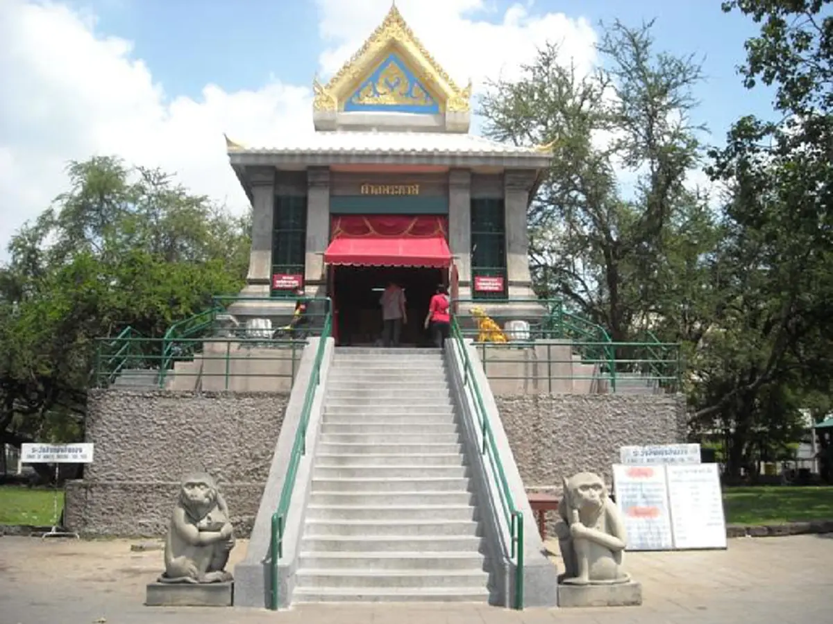 ศักดิ์สิทธิ์เหนือกาลเวลา..น้อมกราบบูชา "เจ้าพ่อพระกาฬ" เทพอารักษ์ประจำเมือง ลพบุรี อ่านวิธีบูชาอย่างถูกต้อง เพราะบูชาให้ดีมีแต่ได้!!