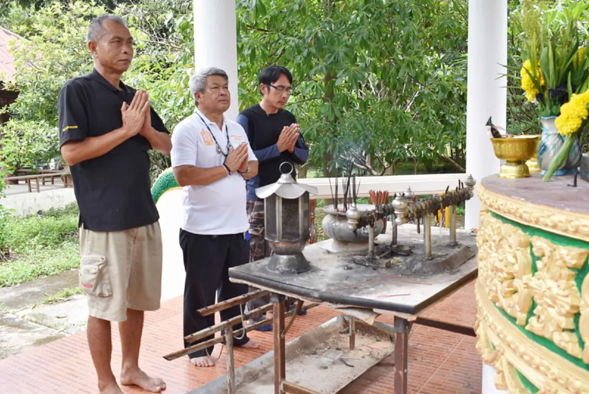 ศาสตร์ความเชื่อพระราหูย้ายราศี ทำวัดป่าพุทธมงคล เมืองกาฬสินธุ์ ที่มีเกจิดัง"พระราชศีลโสภิต หรือหลวงปู่หนูอินทร์ กิตฺติสาโร" คึกคักในทันที