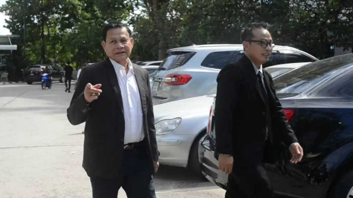 โดนเข้าแล้ว!! ศาลตัดสินจำคุก 2 ปี 6 เดือน ปรับอีก 1.2 หมื่นบาท หลังพ.ต.ท.ให้การเท็จ ใส่ร้ายอดีตผกก.สภ.ไชยา คดีบุกล้มการประชุมอาเซียนที่พัทยา