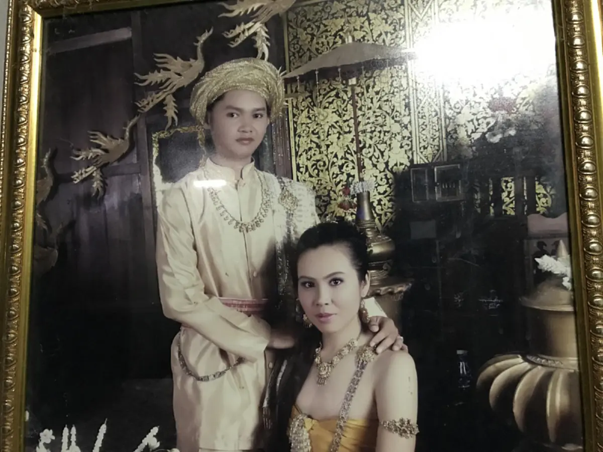 ขอเพียงแค่ได้พบลูก!! พ่อแม่ ผอ.ศรีสะเกษ ที่หายตัว หวังพบลูกขอพึ่งบารมี "หมอปลา มือปราบสัมภเวสี" ช่วยแจ้งจุดที่ลูกสาวของตนหายไป (มีคลิป)