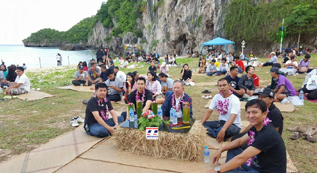 สุดชิลล์ ดนตรีชายหาด!! ชุมพร จัดงาน “เที่ยวด้วยรักษ์ รู้จักวิถี ชมของดีชุมโค” ครั้งที่ 4 ตอน “ดนตรี ชายหาด ปูสาดบนพื้นทราย”