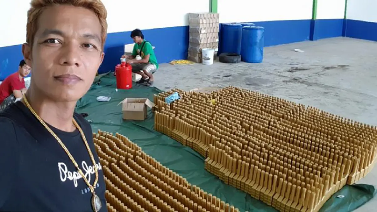 เมฆ กับ Max Nano