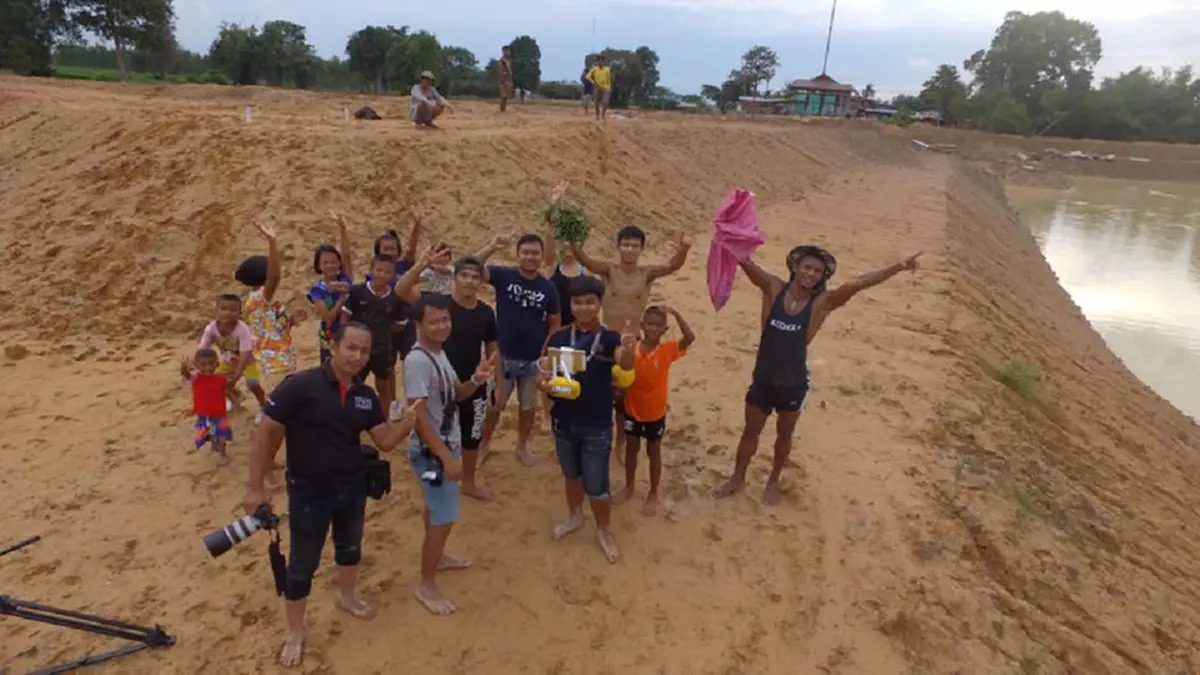 ถึงจะดังแต่ไม่เคยลืมกำพืด "บัวขาว บัญชาเมฆ" เผยชีวิตติดดินที่บ้านเกิด พร้อมน้อมนำหลักปรัชญาเศรษฐกิจพอเพียงมาปรับใช้ นี่แหละฮีโร่มวยไทย