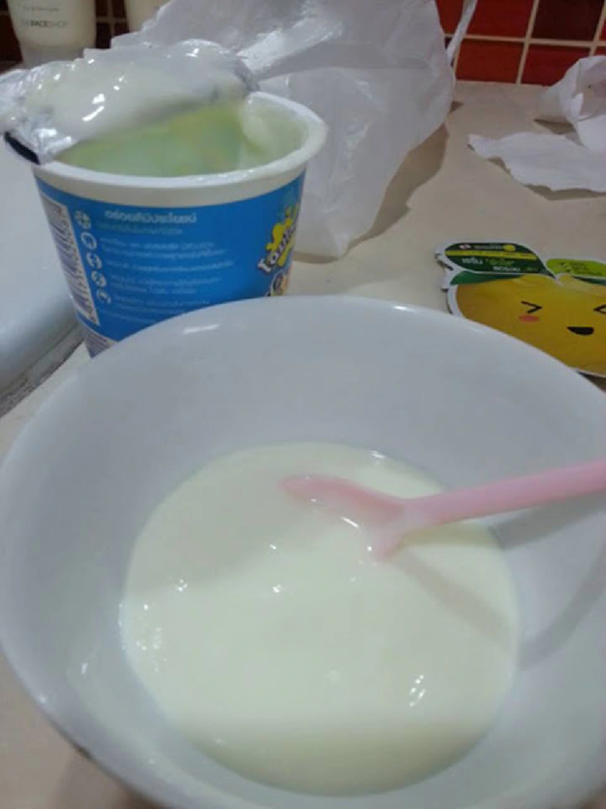 ในที่สุดก็หาเจอ ! สุดยอดเคล็ดลับ ทำให้  "รักแร้ขาว" ใช้เวลาแค่ 5 นาที !! แถมควักกระเป๋าจ่ายเงินไม่ถึง 50 บาท  บอกเลยรีบจดแล้วทำ !! (ชมภาพ)