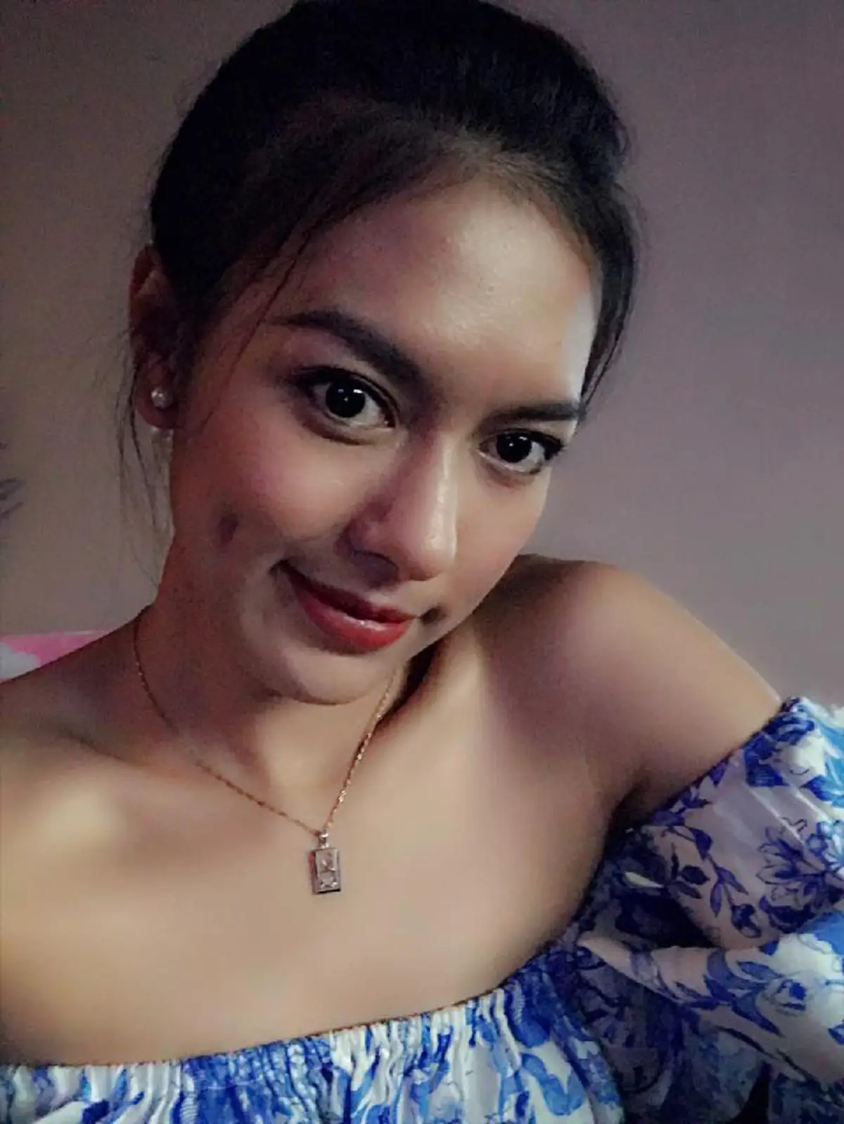 หน่อย อุษณียาภรณ์ 