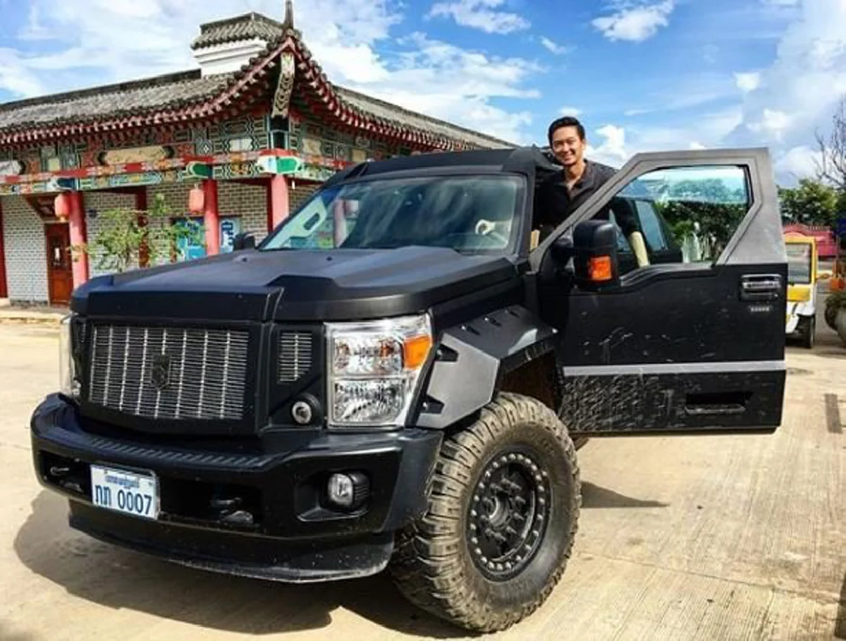 รวยจนอยากกราบ!! ส่องชีวิต "ไฮโซ จิมมี่ " ว่าที่แฟน  " พีค ภัทรศยา " สาวๆเห็นแล้วอิจฉาเบอร์ล้าน!! ดีกรีเขาไม่ธรรมดา!!?