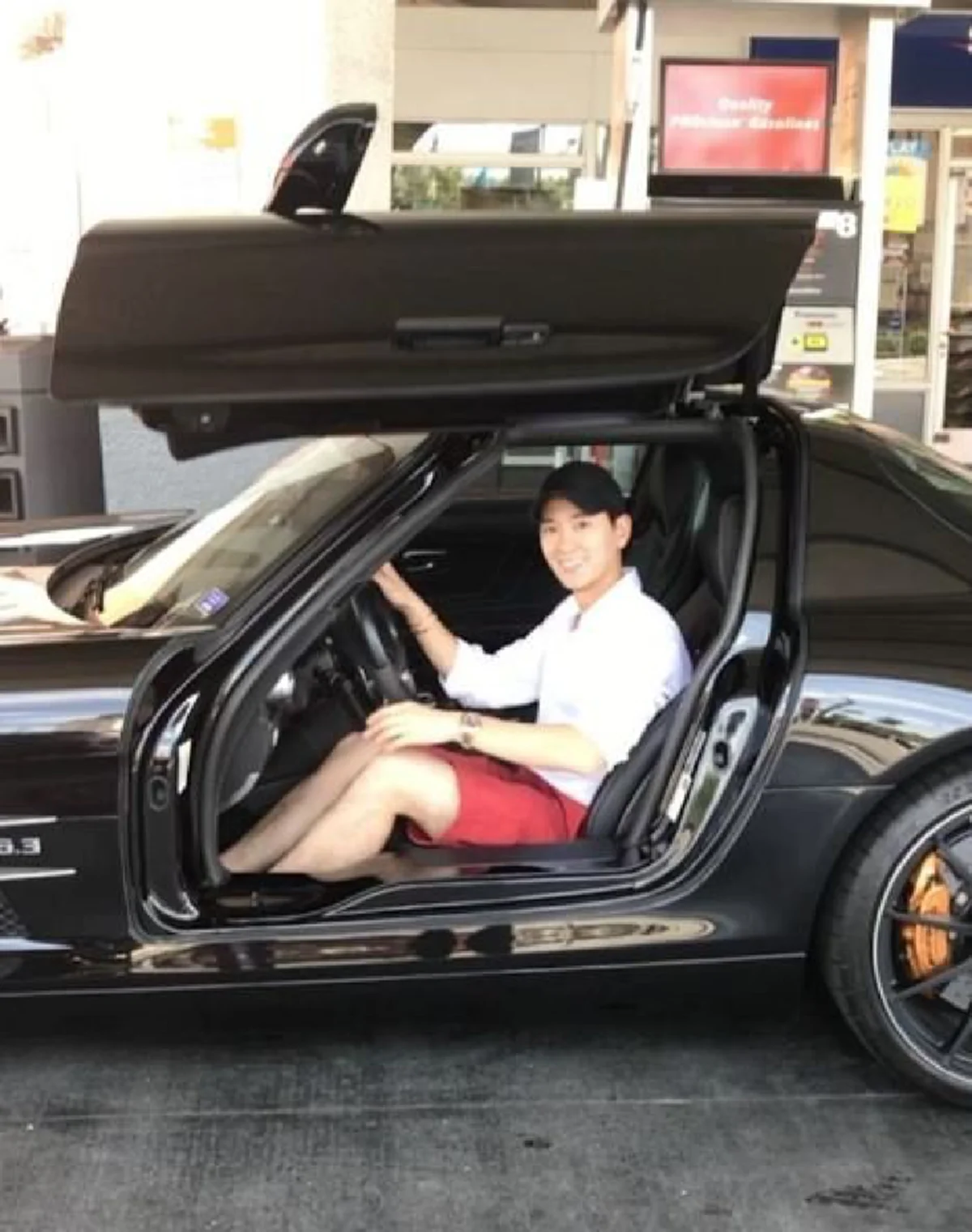 รวยจนอยากกราบ!! ส่องชีวิต "ไฮโซ จิมมี่ " ว่าที่แฟน  " พีค ภัทรศยา " สาวๆเห็นแล้วอิจฉาเบอร์ล้าน!! ดีกรีเขาไม่ธรรมดา!!?