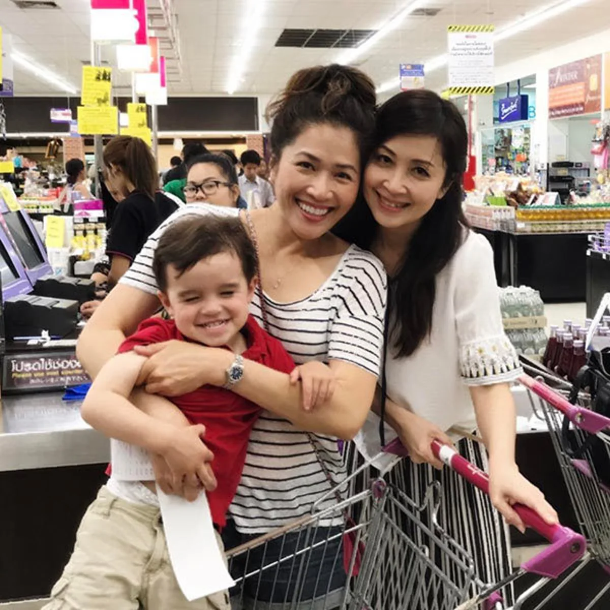 งามอีหลี !! ส่องภาพล่าสุด  "น้ำฝน โกมลฐิติ" ผู้รับบท "คำแก้ว" นางเอก "นายฮ้อยทมิฬ" เวอร์ชั่นก่อน ปัจจุบัน ยังสวยเป๊ะไม่เปลี่ยน