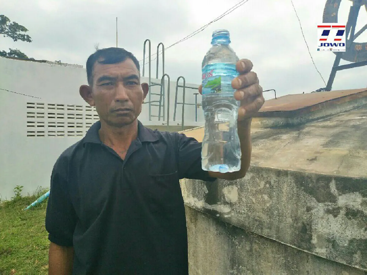 ไม่อยากจะเชื่อ...เขียวขนาดนี้!! เจ้าหน้าที่ยัน น้ำประปาบ้านคำผง จากการตรวจสอบเบื้องต้นใช้ได้ปกติ และจะเร่งนำตัวอย่างไปตรวจสอบคุณภาพ