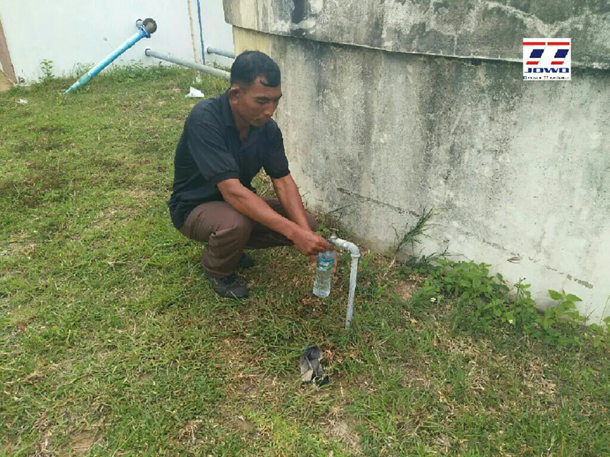 ไม่อยากจะเชื่อ...เขียวขนาดนี้!! เจ้าหน้าที่ยัน น้ำประปาบ้านคำผง จากการตรวจสอบเบื้องต้นใช้ได้ปกติ และจะเร่งนำตัวอย่างไปตรวจสอบคุณภาพ