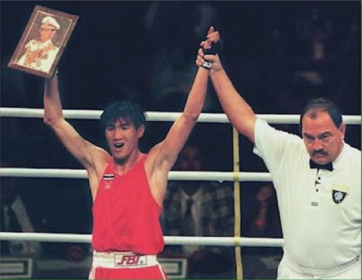  "สมรักษ์ คำสิงห์" เผยเรื่องราวความประทับใจ เมื่อครั้งได้เข้าเฝ้า "ในหลวง รัชกาลที่ 9" หลังคว้าเหรียญทองให้กับประเทศได้สำเร็จ