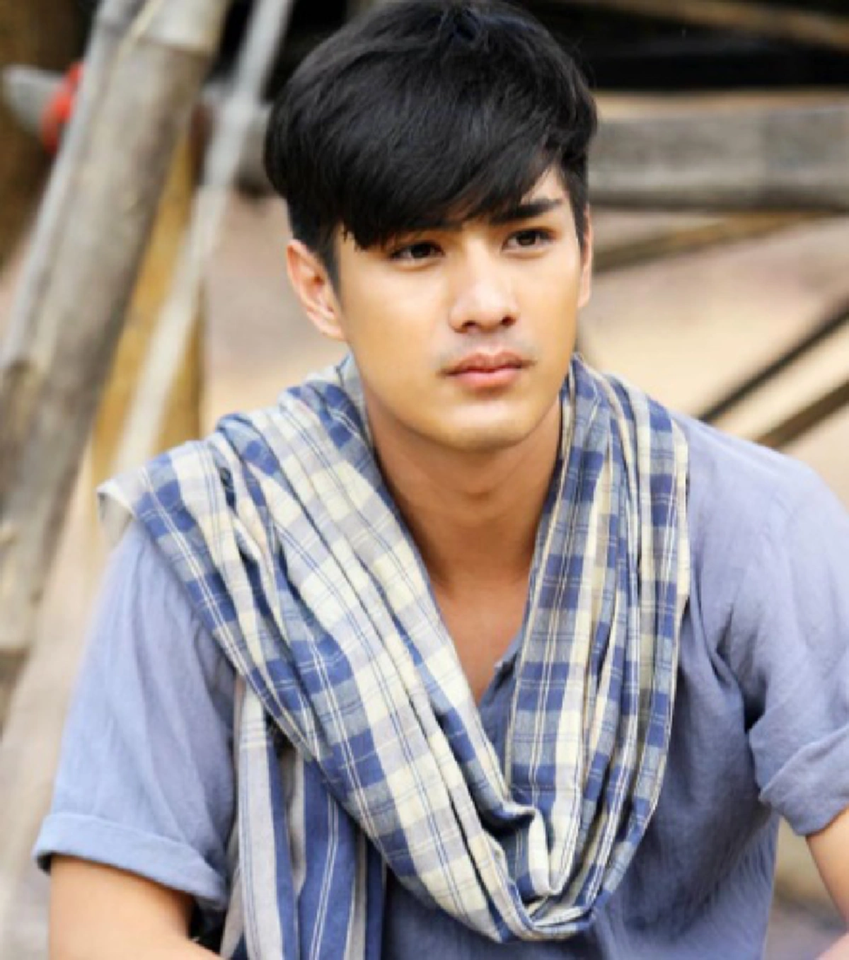 คนดูเป็นแสน !!! เมื่อ "ครูสลา คุณวุฒิ"  จับไมค์ร้องเพลงประกอบละคร  "นายฮ้อยทมิฬ"  ฟังแล้วขนลุก พลังเสียงกินขาดจริงๆ (คลิป)