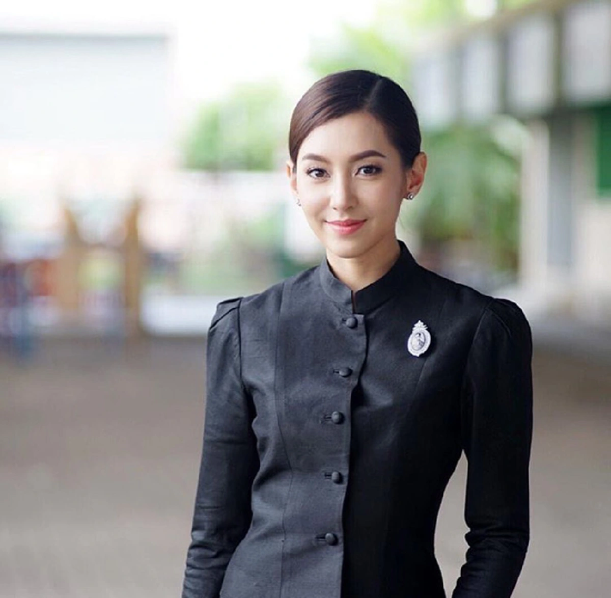 พ่อสละชีวิตเพื่อในหลวงได้!!! “เบลล่า” เผยคำพูดของพ่อแท้ๆ แม้เป็นฝรั่งแต่มีหัวใจไทย ฟังแล้วยิ่งซึ้ง? ถึงเหตุผลที่เลือกให้ลูกเกิดบนแผ่นดินไทย