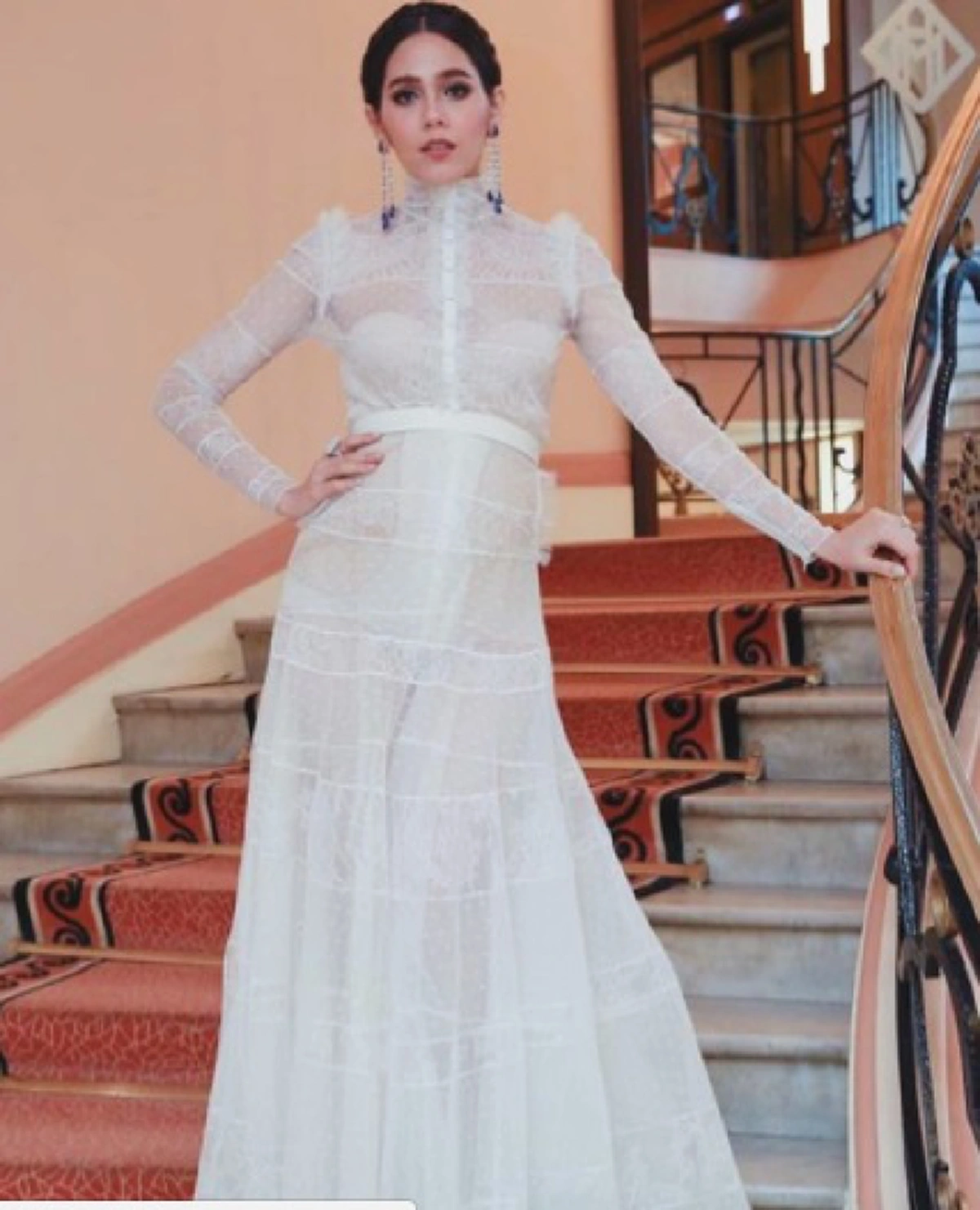  ความจริงที่เก็บซ่อนมานาน !!!  "ชมพู่ อารยา" เผยเหตุผล  ย้ายจากช่อง7 ไปช่อง3 เพราะอะไร ฟังคำตอบแล้ว รู้เลยเธอเป็นคนยังไง