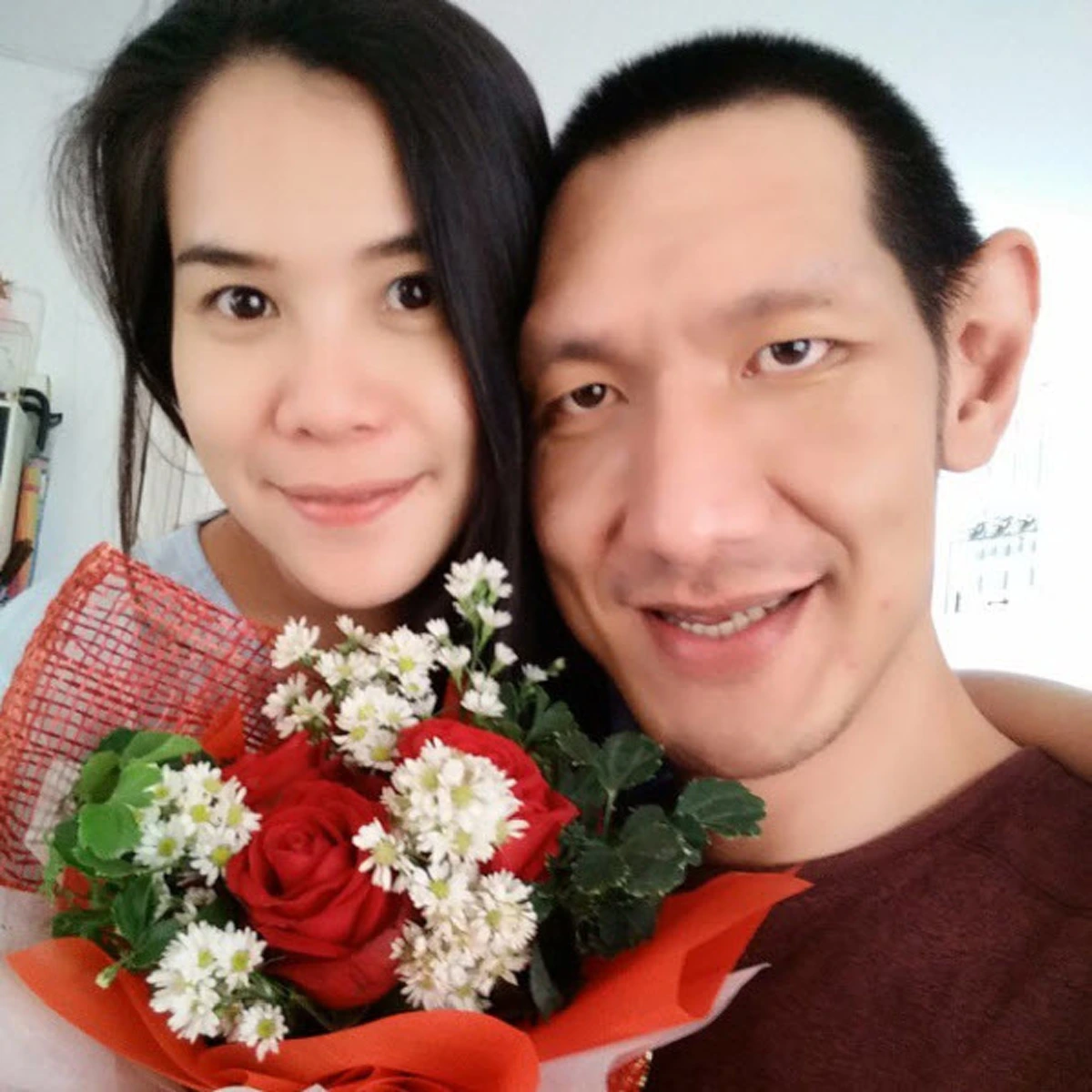 ความสูงไม่มีอุปสรรค ! นี่ไง  แฟนสาว "โยกเยก เชิญยิ้ม" สวย น่ารัก  เชื่อว่าหลายคนไม่เคยเห็นแน่นอน !!!! (ชมภาพ)