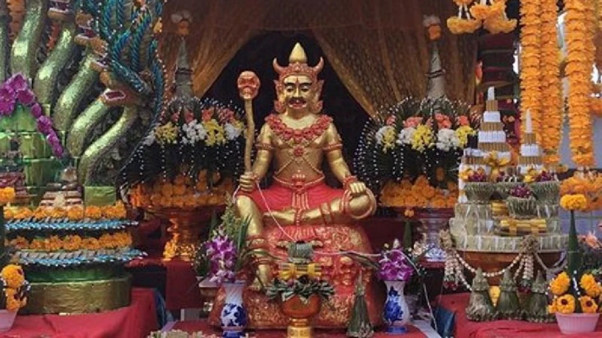 อย่าลืม ตุ๊กตารูปปั้นนกแสก เคล็ดบูชาเพื่อความสิริมงคล.."องค์พญายม เทพแห่งความตาย"ช่วยในการต่ออายุให้ยาวนาน หายจากโรคภัยต่างๆ