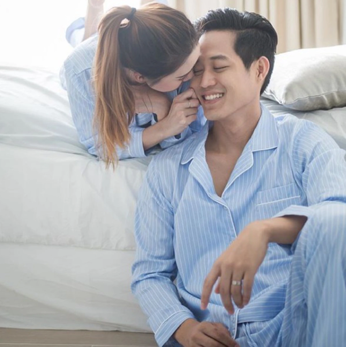 เฮลั่นทั้งประเทศ!! "ตู่ ภพธร" ขึ้นแท่นว่าที่คุณพ่อคนใหม่ ประกาศข่าวดีภรรยาสาวตั้งท้องลูกคนแรกแล้ว แฟนคลับร่วมยินดีกันเพียบ!!