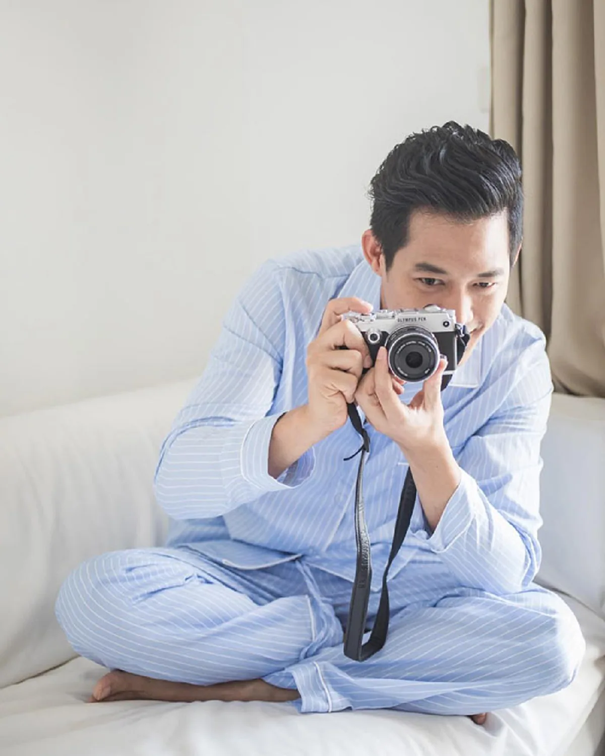 เฮลั่นทั้งประเทศ!! "ตู่ ภพธร" ขึ้นแท่นว่าที่คุณพ่อคนใหม่ ประกาศข่าวดีภรรยาสาวตั้งท้องลูกคนแรกแล้ว แฟนคลับร่วมยินดีกันเพียบ!!