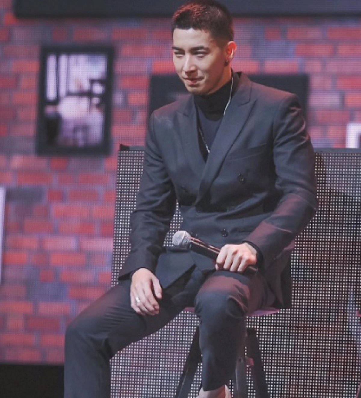 ครั้งแรกที่เคยเห็น !!!  เปิดบ้าน นักร้องซุปตาร์ "โตโน่ ภาคิณ" อยู่กันแบบเรียบง่าย แต่ด้านในแฝงด้วยความอบอุ่น