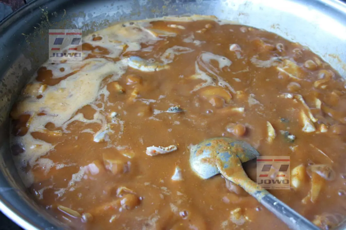 ข้าวแกงวัดใจคน!! โคตรแปลกร้านข้าวแกง "โกฉวน" เน้นตักเอง จ่ายเงินเอง ทอนเงินเอง ราคาไม่แรงเพียง 40 บาท แถมอร่อยจนมีลูกค้าประจำเยอะโคตรๆ..!?