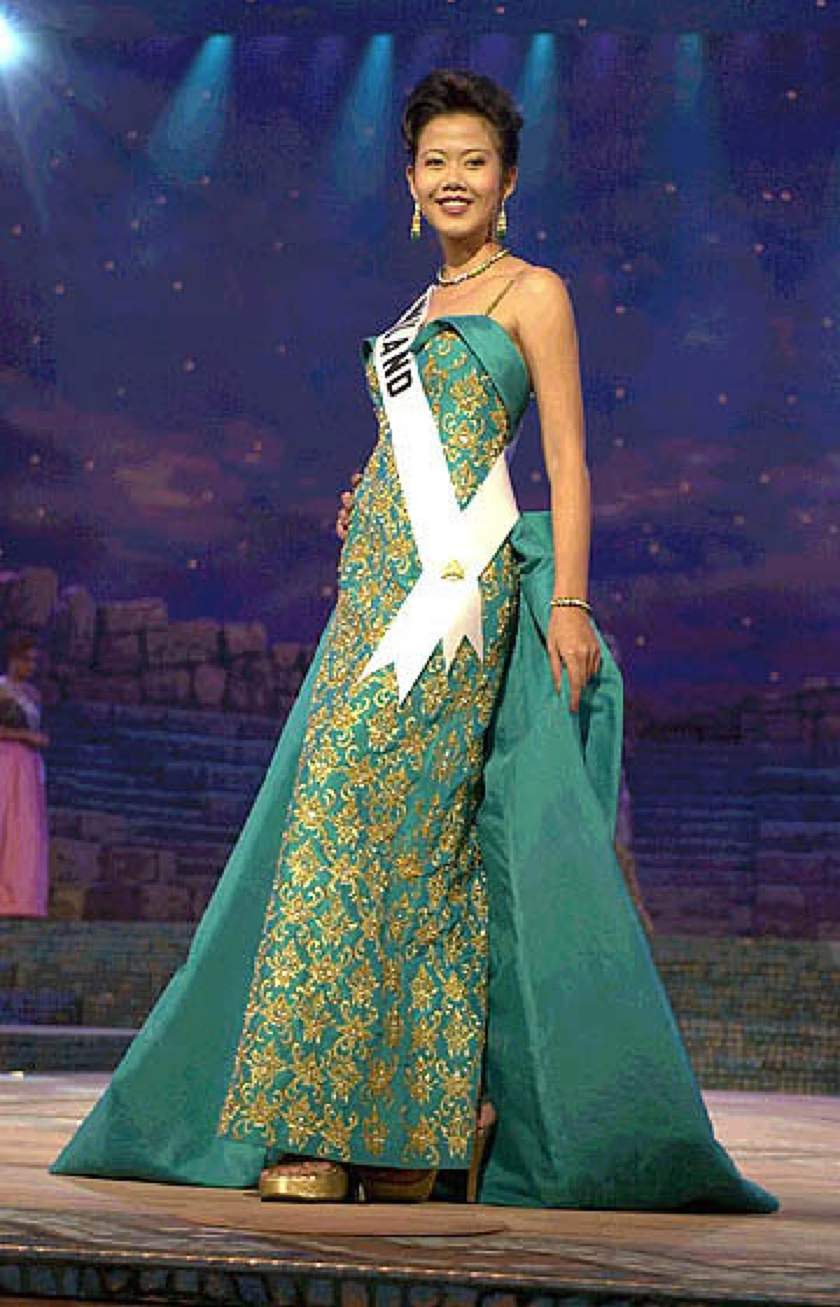 เธอคือตำนานของจริง !! เผยโฉม  "เหน่ง กุลธิดา"  มิสไทยแลนด์ยูนิเวิร์ส คนแรกของไทย ปัจจุบันยังสวยปิ๊งไม่เปลี่ยน