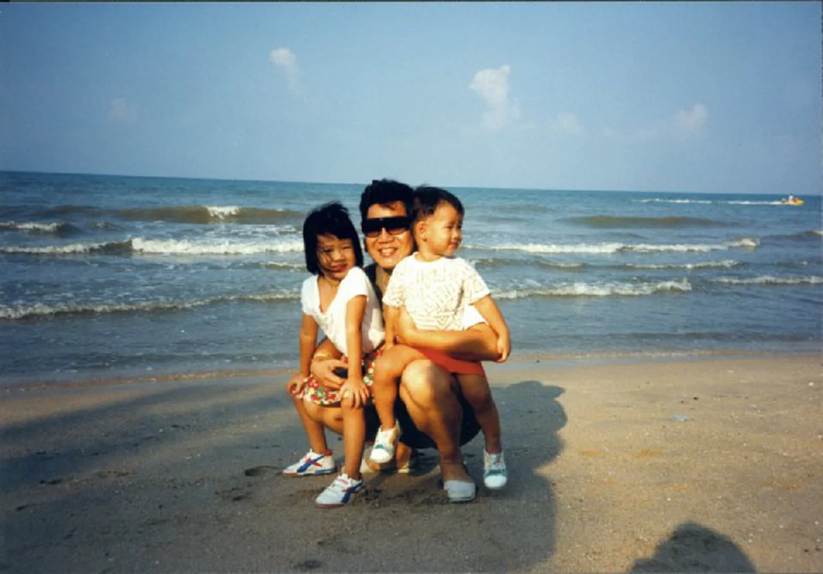 ฟ้าดินลิขิตมาแล้ว !!! ผู้หญิงคนนี้แหละ คือบุคคลที่เปลี่ยน "อ.ยิ่งศักดิ์"  จากสาวกลายเป็นแมน จนเป็นหัวหน้าครอบครัว