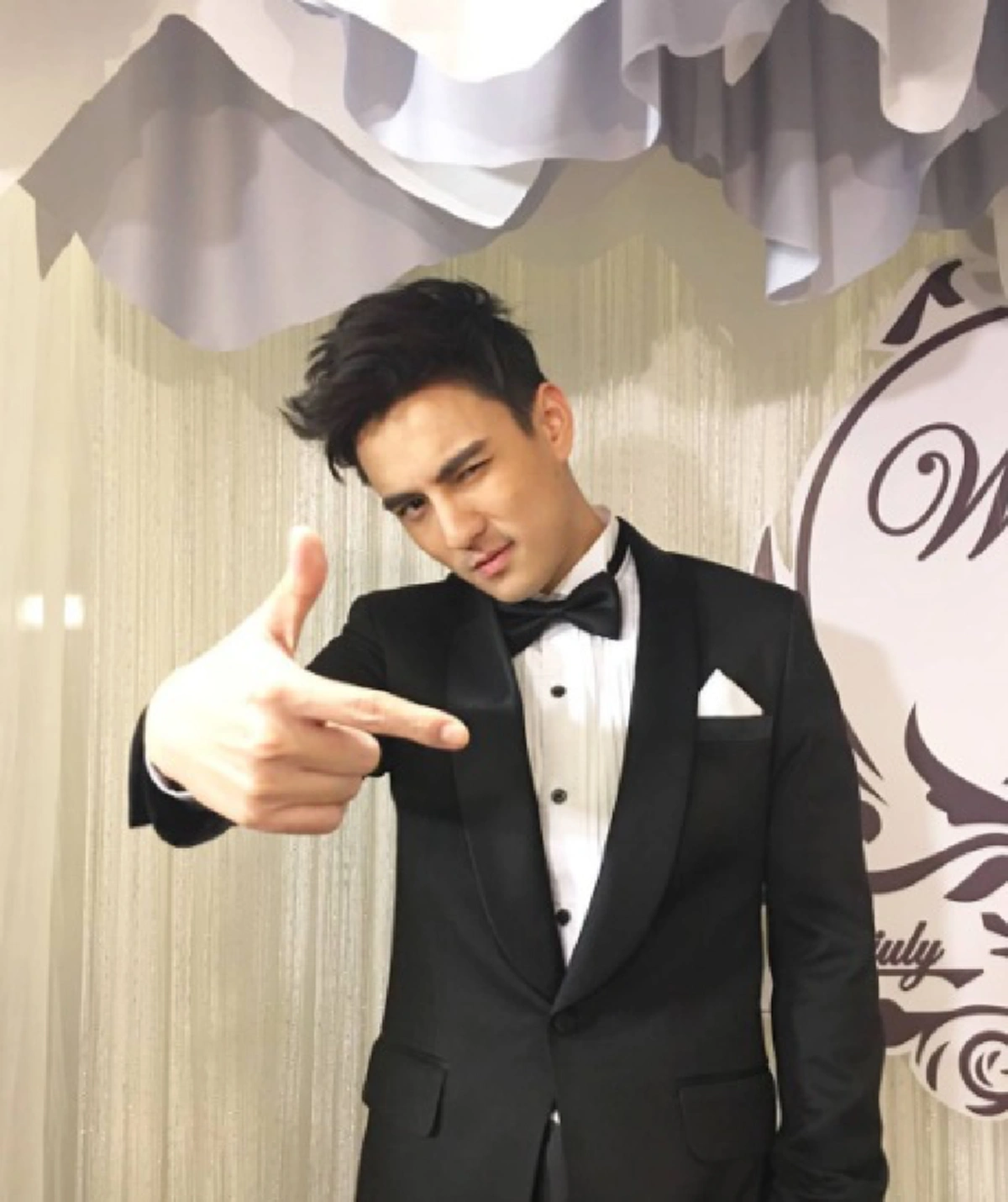 มาแล้ว!!  "หลงเงาจันทร์" ละครน้ำเน่าอีกเรื่องของ "กบ สุวนันท์ " ที่โด่งดังสุดๆ ล่าสุดช่อง7 เอากลับมาทำใหม่ นี่คือพระ-นาง ที่วางตัวไว้