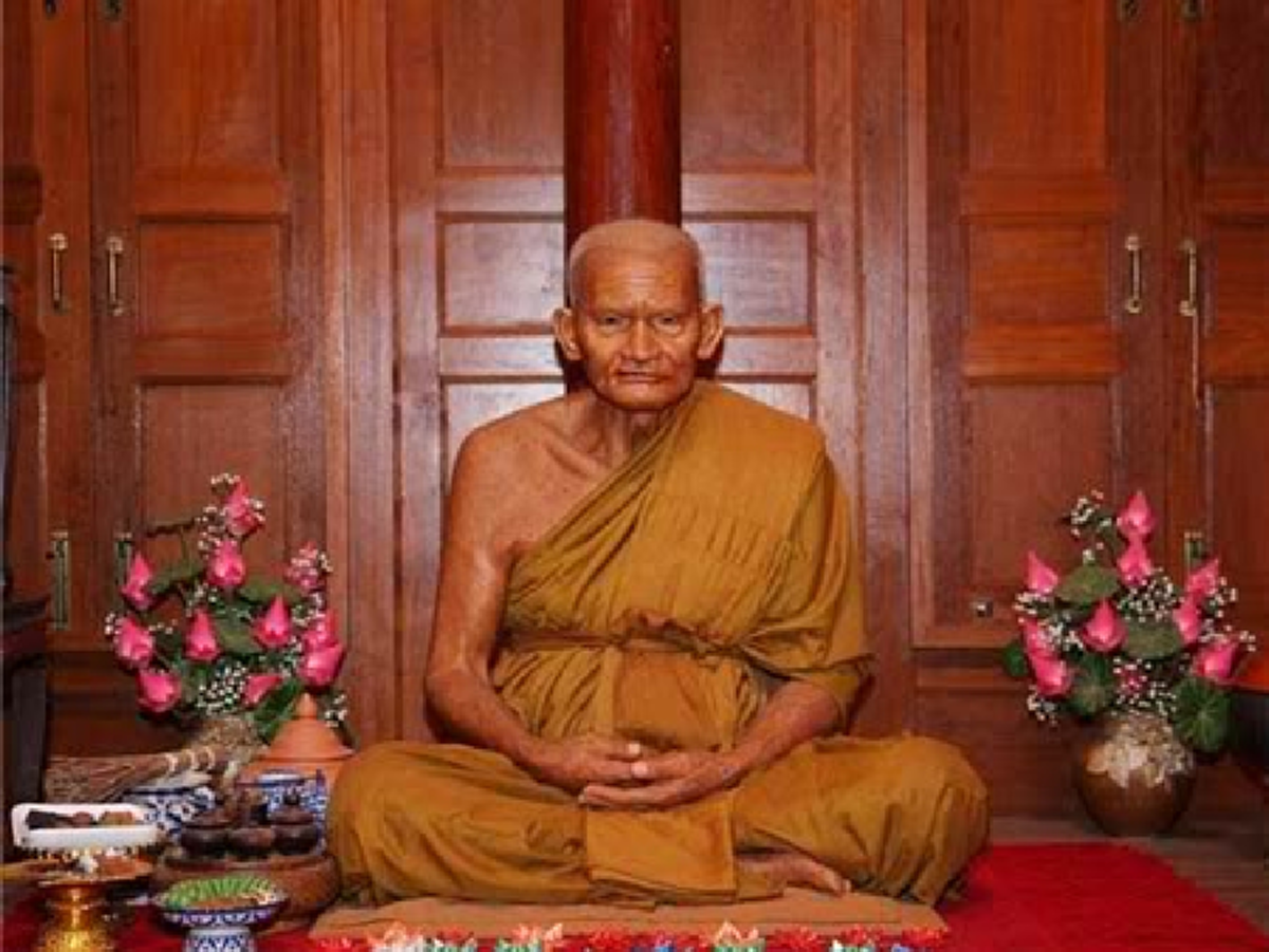 รวย รวย รวย!! เผย เลขเด็ด หลวงพ่อเงิน ประจำงวดวันที่ 30 ธันวาคม 2560 กลับมาให้โชคอีกแล้ว อย่าลืมกดแชร์เพื่อส่งต่อความรวย!! (รายละเอียด)