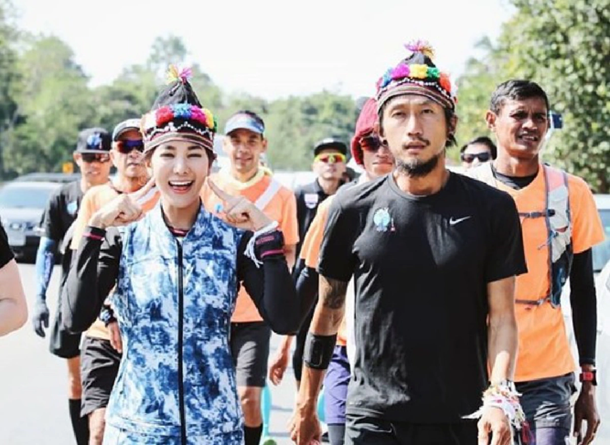 อ่านจบ...มีน้ำตาซึม!! "ก้อย รัชวิน" เผยความรู้สึกผ่านไอจี แทบไม่เชื่อตัวเองว่าจะได้มาวิ่งข้างๆพี่ตูน จากคนที่วิ่งไม่เก่ง ทำได้แค่วิ่งตามเงา