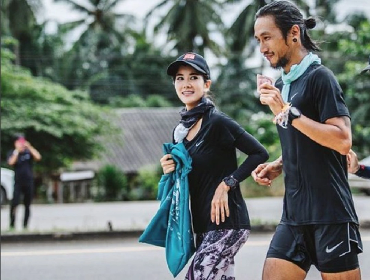 อ่านจบ...มีน้ำตาซึม!! "ก้อย รัชวิน" เผยความรู้สึกผ่านไอจี แทบไม่เชื่อตัวเองว่าจะได้มาวิ่งข้างๆพี่ตูน จากคนที่วิ่งไม่เก่ง ทำได้แค่วิ่งตามเงา