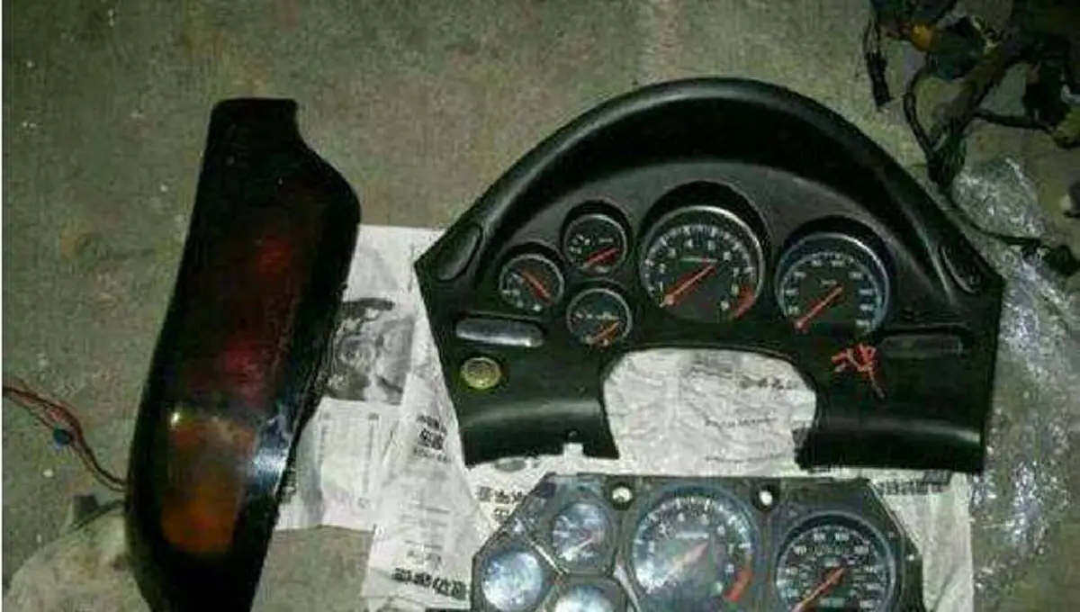 เหมือนได้รถใหม่ ?!! หนุ่มตัดสินใจ ซื้อ "ซากรถสปอร์ตเก่า" มาในราคา 1 หมื่นบาท แต่เพื่อนดูถูกหัวเราะเยาะ พอซ่อมเสร็จ ใครๆก็ต่างอิจฉาตาร้อน !