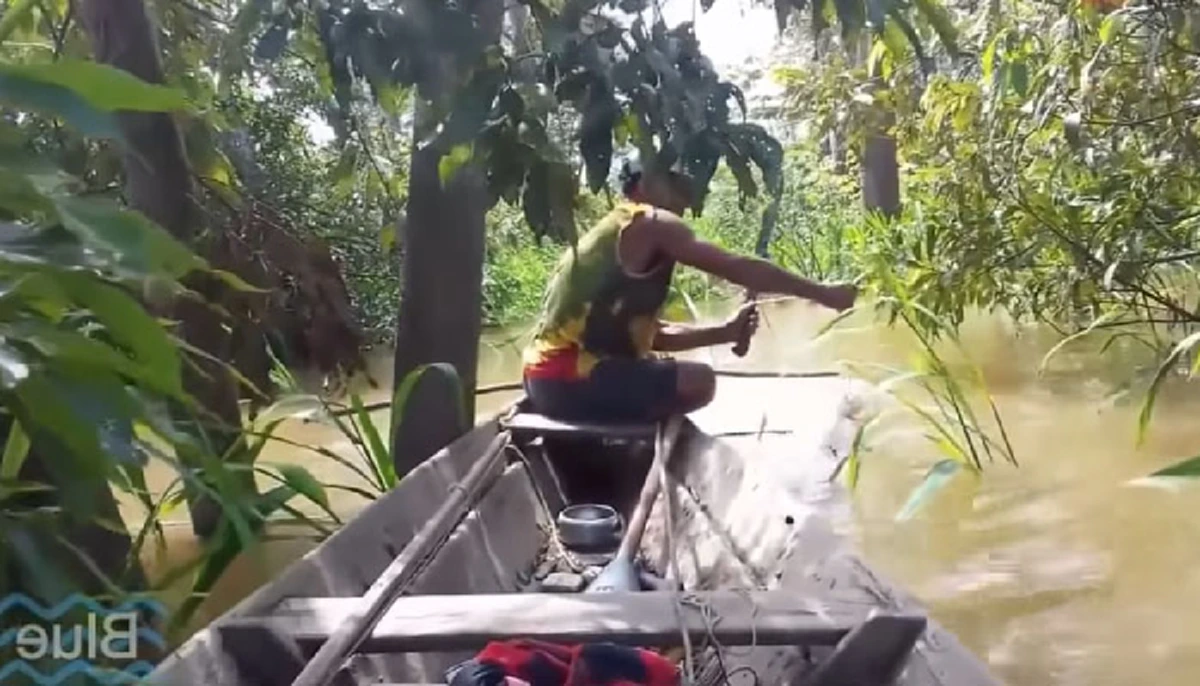 พีคมาก!!  ไม่คิดไม่ฝันปลาตัวนี้!? มากินเบ็ด หนุ่มออกเรือตกปลา ถึงกับสตั้นแรง!! ทำเอาผวาเดี๋ยวจะตายไม่รู้ตัว!!