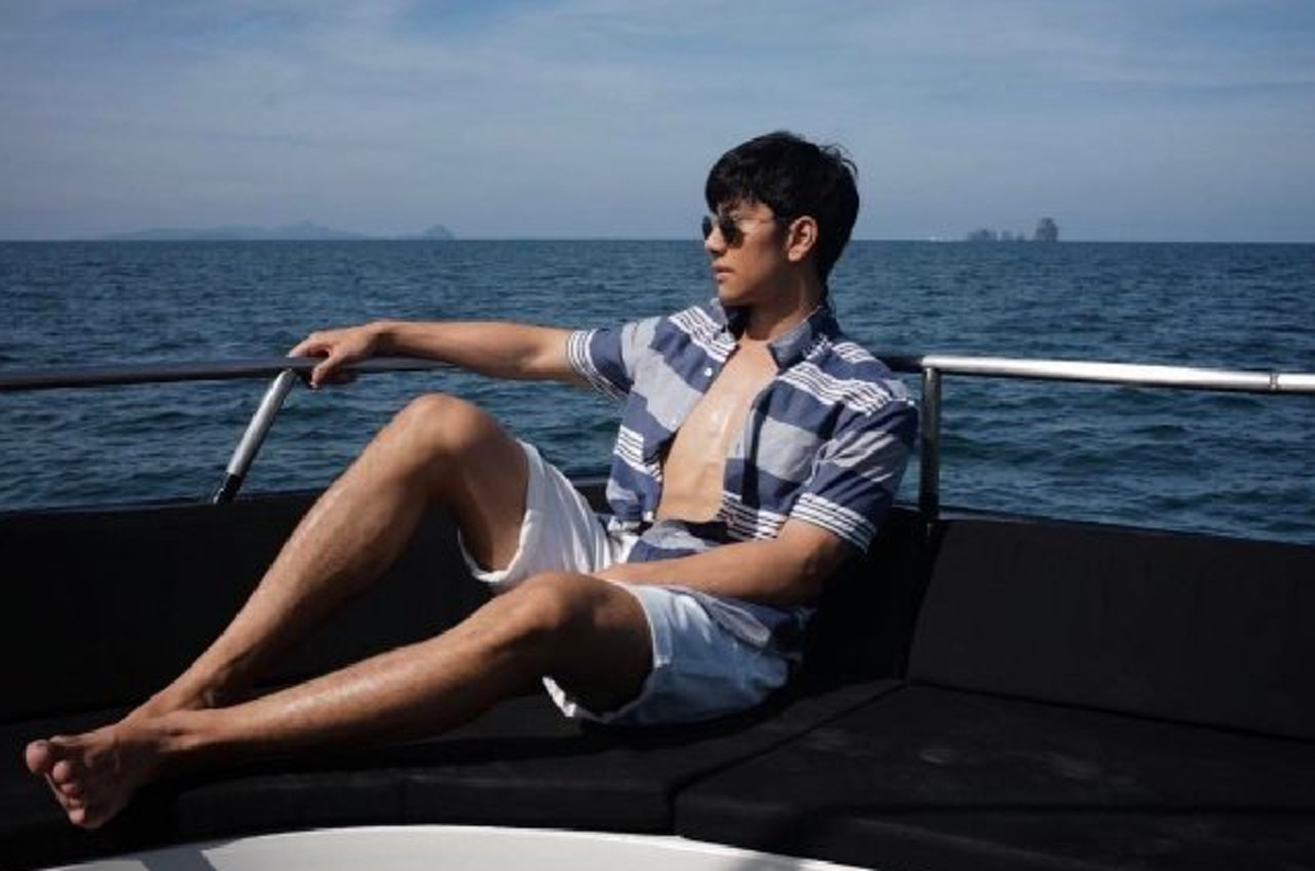 #หน้าตาดีกันทั้งบ้าน!! ส่องภาพ "น้องชายสุดหล่อ" ของนางเอก "มิ้น ชาลิดา" บอกเลยซิกแพคแน่นมาก เข้าวงการแล้ว แต่ไม่มีใครสังเกต !! (ชมภาพ)