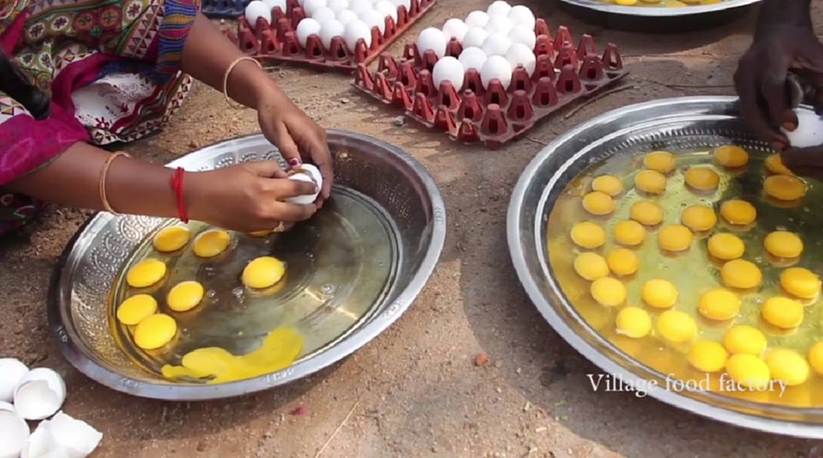 คนดู10ล้านน้ำลายแตก!! "ลุงอินเดีย" โชว์ทำเมนูเด็ด! "ตอกไข่1,000ฟอง"เหลืองอร่าม ยิ่งเห็นภาพตอนทำเสร็จ คือพีคมาก!! เอาไปเลยล้านไลค์!!