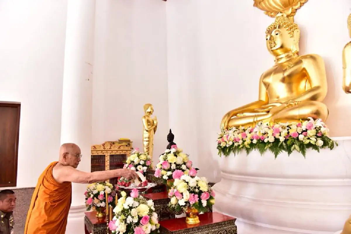สมเด็จพระสังฆราช ทรงเป็นประธานในพิธีบรรจุพระบรมสารีริกธาตุในพระเจดีย์ ที่วัดถ้ำเขาน้อย อ.กุยบุรี จ.ประจวบคีรีขันธ์