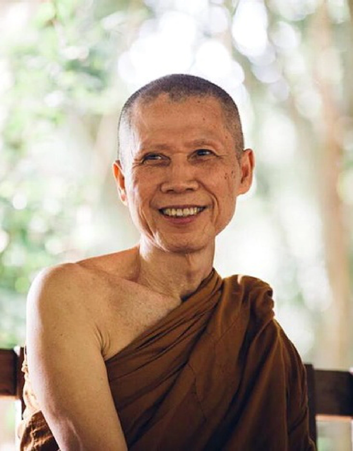 บุพเพสันนิวาส!! หายคาใจ "พระอาจารย์สุชาติ" ศิษย์หลวงปู่มั่น เฉลยให้ฟัง ทำบุญร่วมชาติ ตักบาตรร่วมขัน ทำให้เกิดมาเป็นคู่กันทุกชาติได้อย่างไร