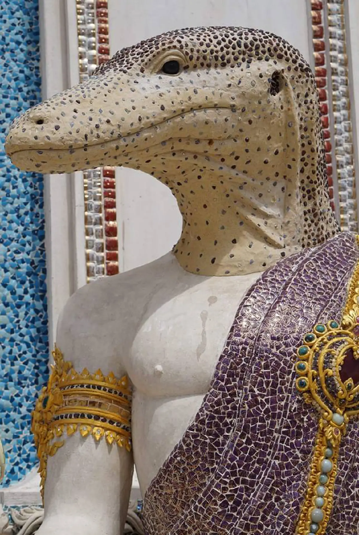 รูปปั้นพญาเหี้ย