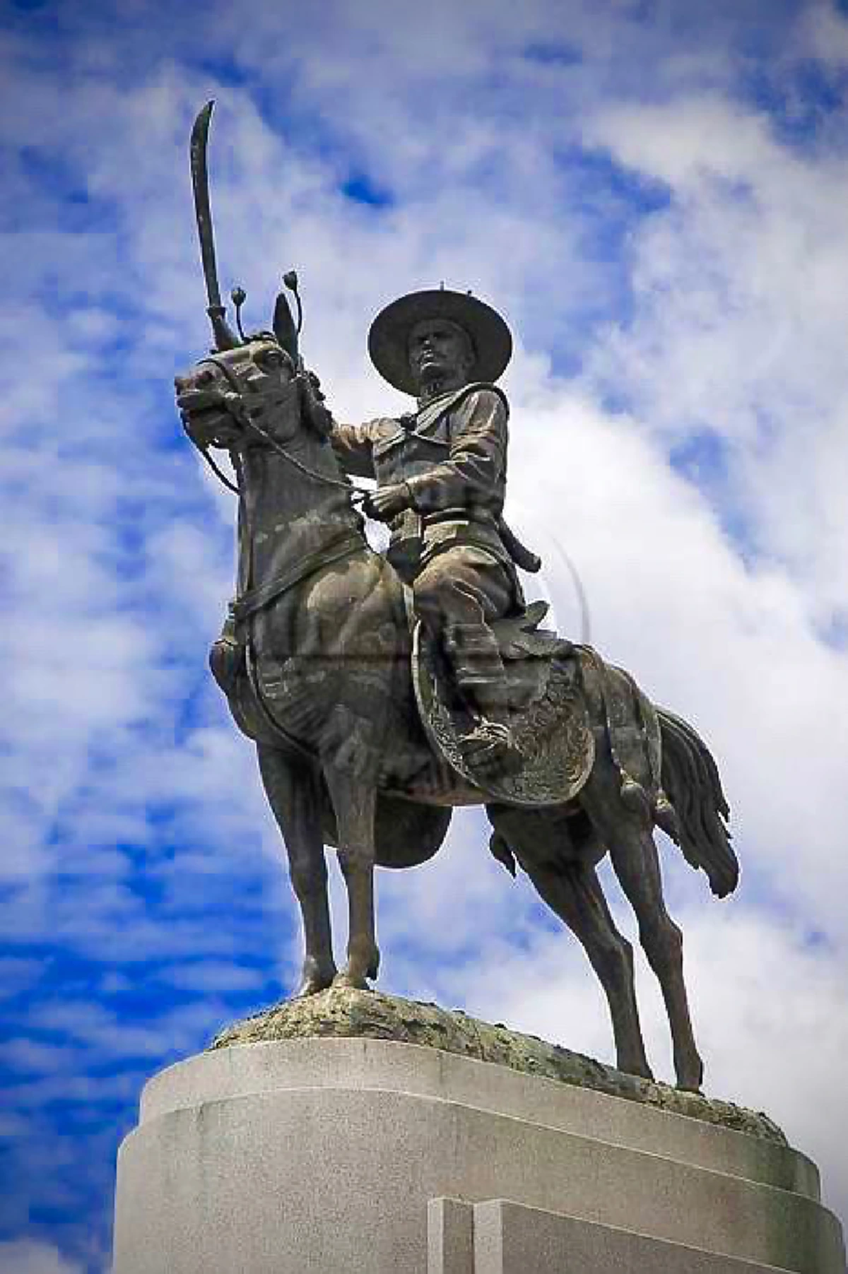 แสงเปล่งออกจากพระวรกาย!! เปิดตำนาน "ลานสาง" ที่พระเจ้าตากทรงแสดงอภินิหาร ทหารพม่าถึงกับหมอบกราบอยู่รอบๆ!!