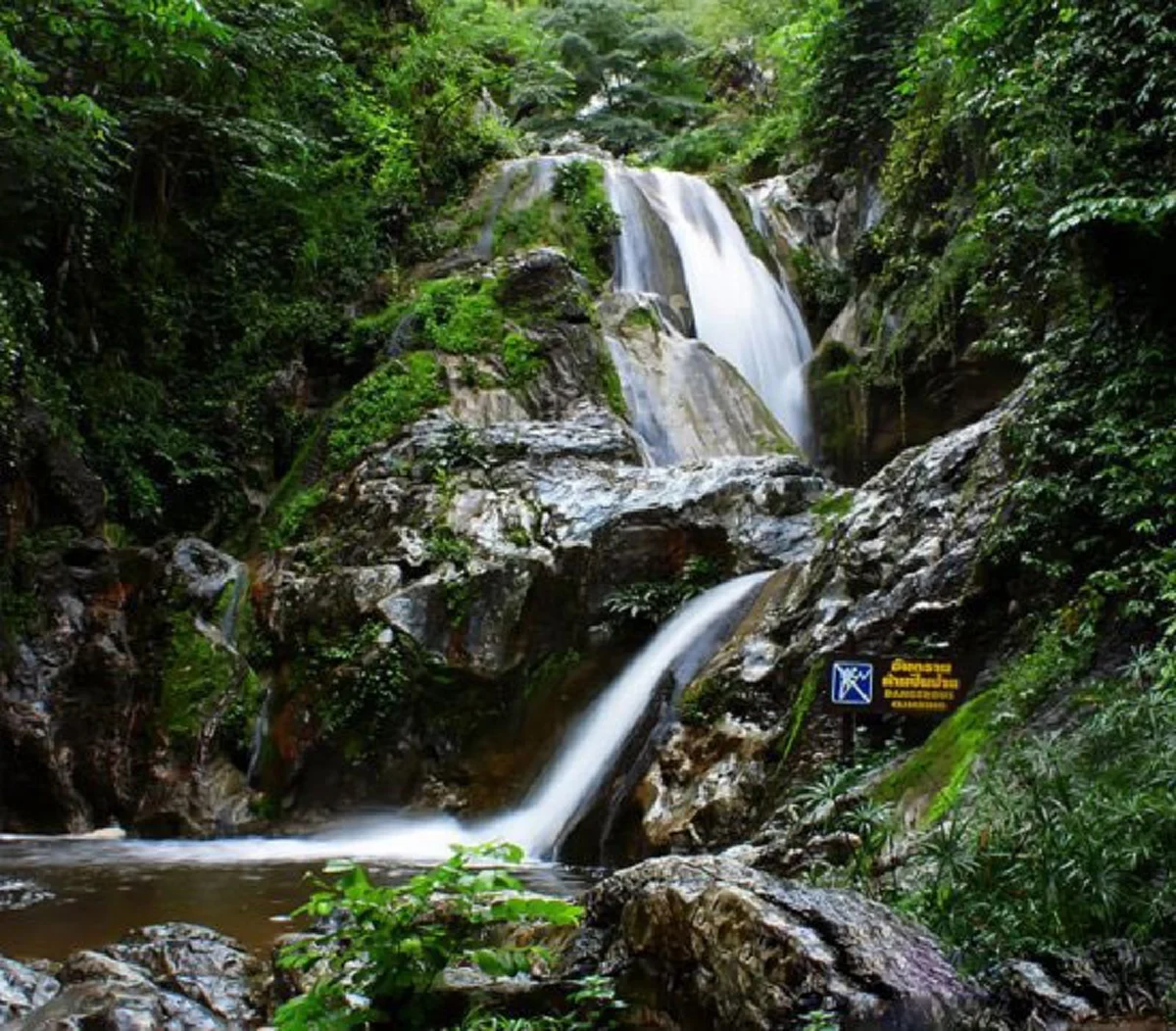 แสงเปล่งออกจากพระวรกาย!! เปิดตำนาน "ลานสาง" ที่พระเจ้าตากทรงแสดงอภินิหาร ทหารพม่าถึงกับหมอบกราบอยู่รอบๆ!!