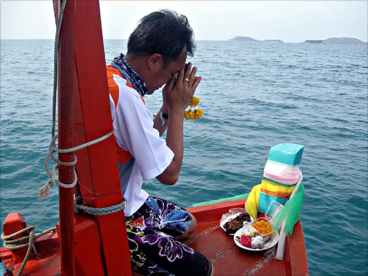 บูชาดีๆ!! รับทรัพย์ไม่ทันรู้ตัว ตำนานอมตะ "แม่ย่านาง"เทพผู้คุ้มครองทั้งรถ เรือ และเครื่องบิน เผยเคล็ดวิธีบูชาเพื่อความเป็นสิริมงคล.. #โชคลาภ