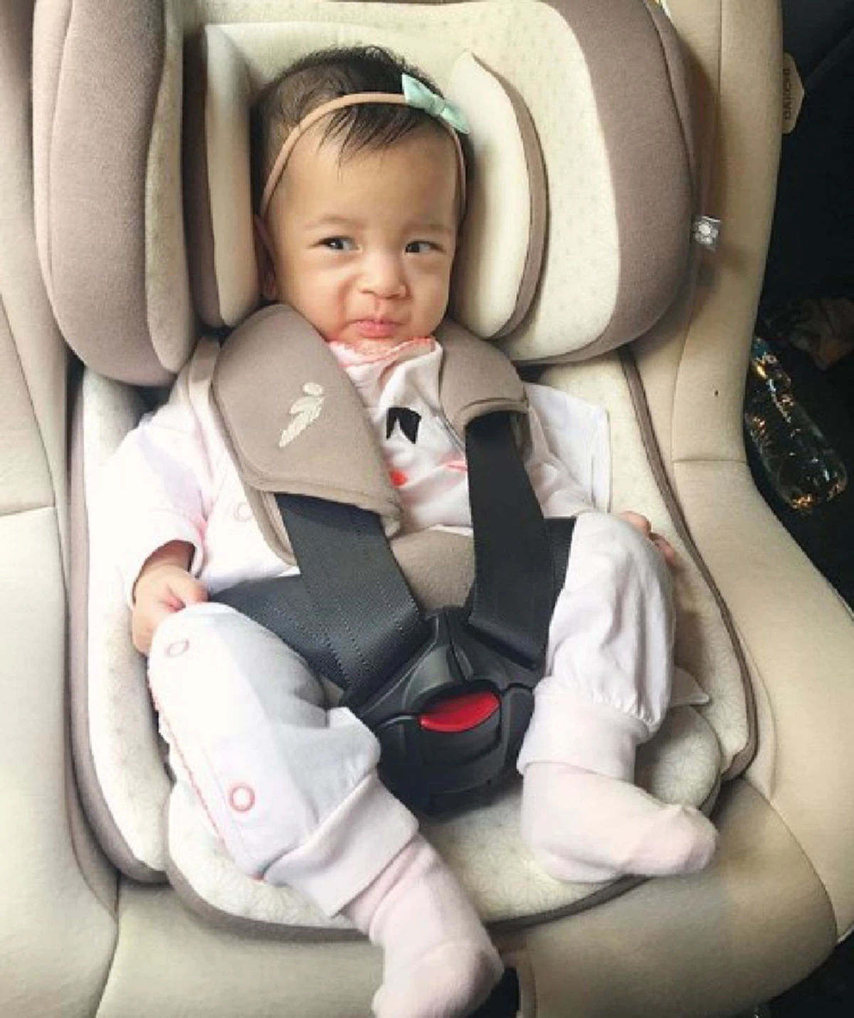 แฟนคลับแห่ซื้อ! "เติ้ล ตะวัน" เผยน้ำหนักตัวลูกสาว "น้องมียา" ทำเอาชาวเน็ตโฟกัสผิดจุด แห่ตีเลขเด็ด !