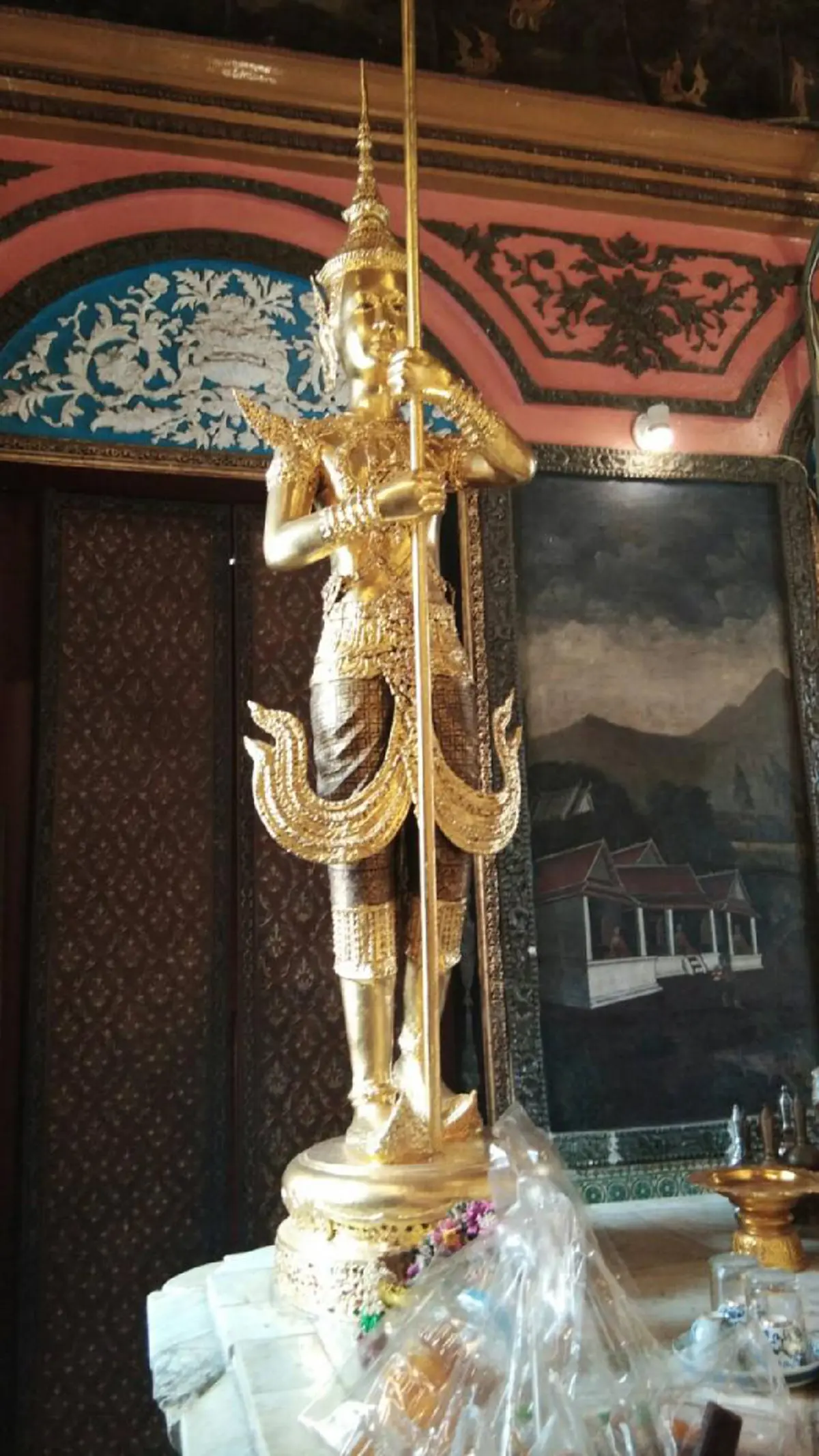 "ตะปูปริศนา!!" เมือเทวดาหนีเที่ยว ร้อนถึงเจ้าอาวาสต้องตอกตะปูอาคมตรึงไว้ที่ขาให้อยู่เผ้าอุโบสถ์ ตำนานลือลั่นแห่งวัดดังเกาะเกร็ด(มีคลิป)